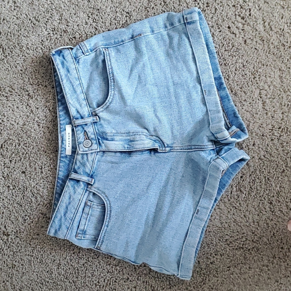 PacSun cuffed jean shorts size 27